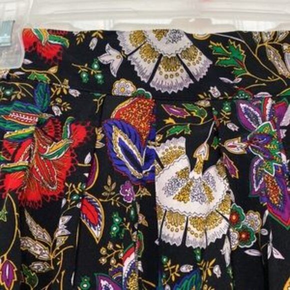 Floral Skirt Separate Ways made by Louben with belt - Picture 4 of 4